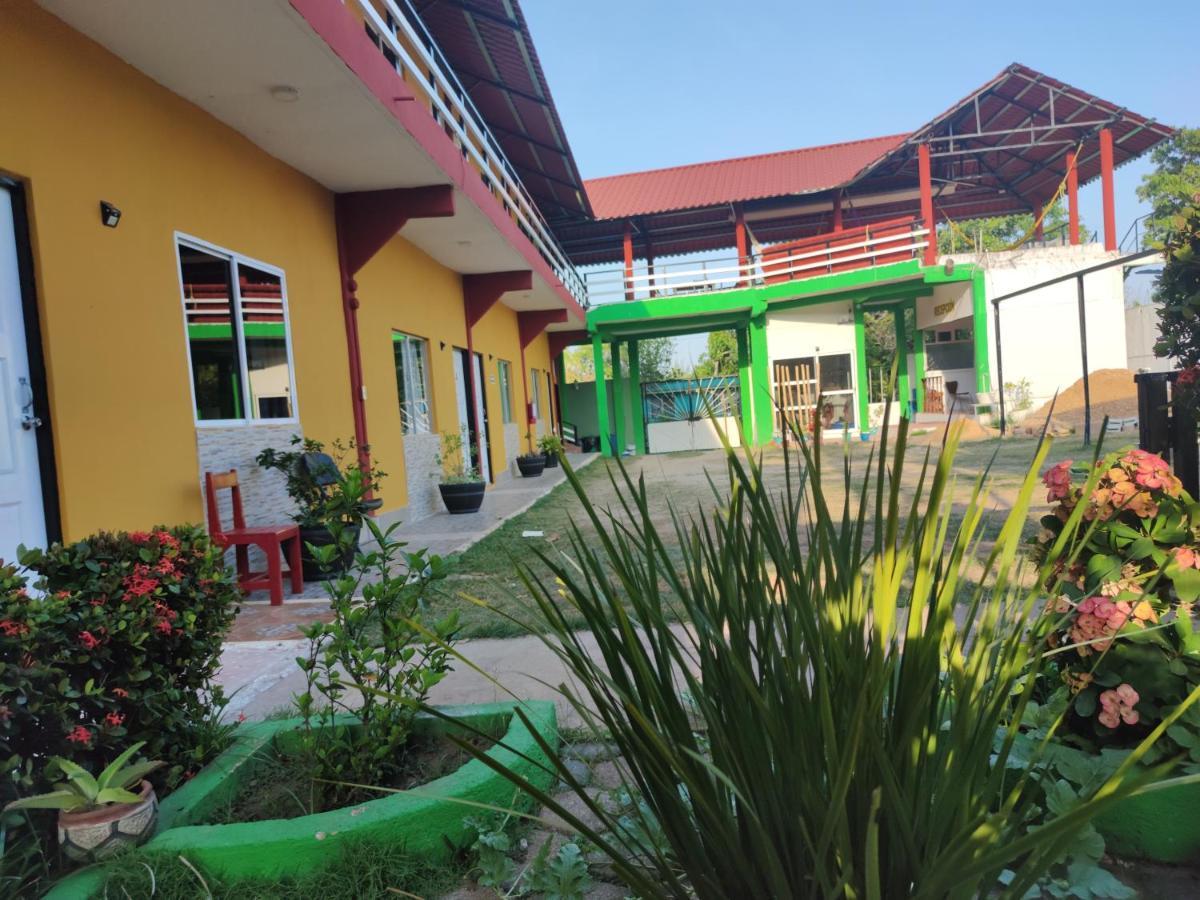 Hospedaje Barrancas Hotel Cosoleacaque Ngoại thất bức ảnh